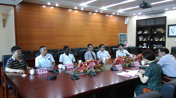 貝寧共和國阿波羅市長(zhǎng)林衛(wèi)平蒞臨華北平臺(tái)公司檢查指導(dǎo)